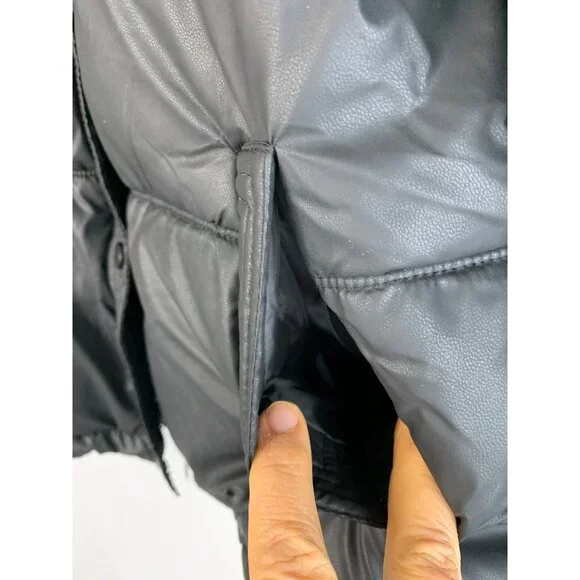 Express Womens Black Medium Puffer Jacket Crop Length NWT $128 - Picture 5 of 10